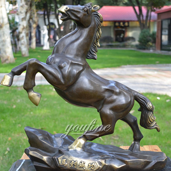 Outdoor antique bronze roaring horse statue for sale