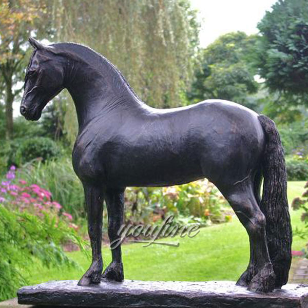 Outdoor large bronze standing horse sculptures for sale